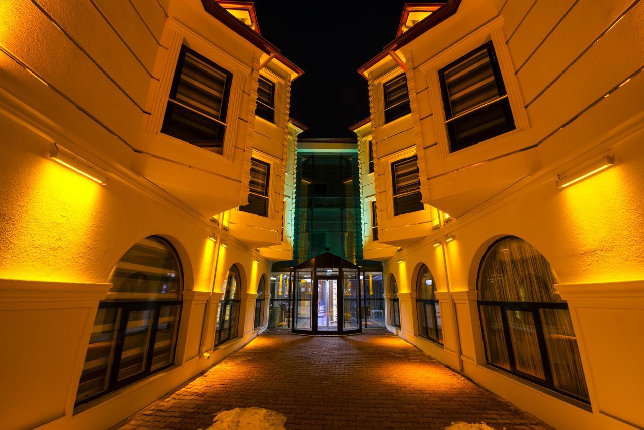 Kars-I Si̇Ri̇N Otel Kültér fotó