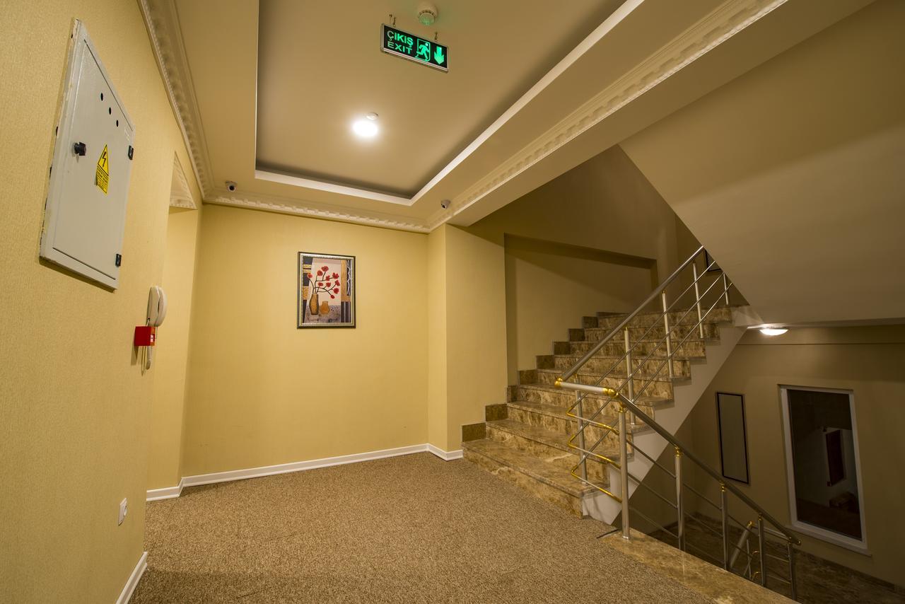 Kars-I Si̇Ri̇N Otel Kültér fotó
